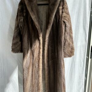 Luxurious women Tan Fur Mink Coat